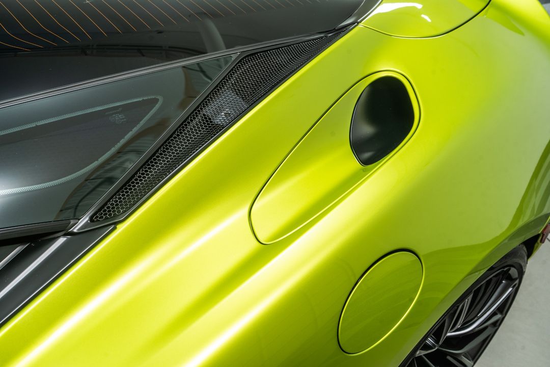 2023 McLaren GT