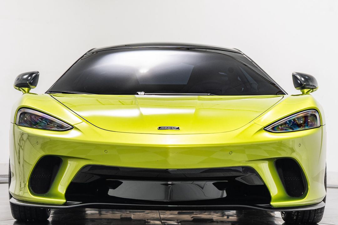 2023 McLaren GT