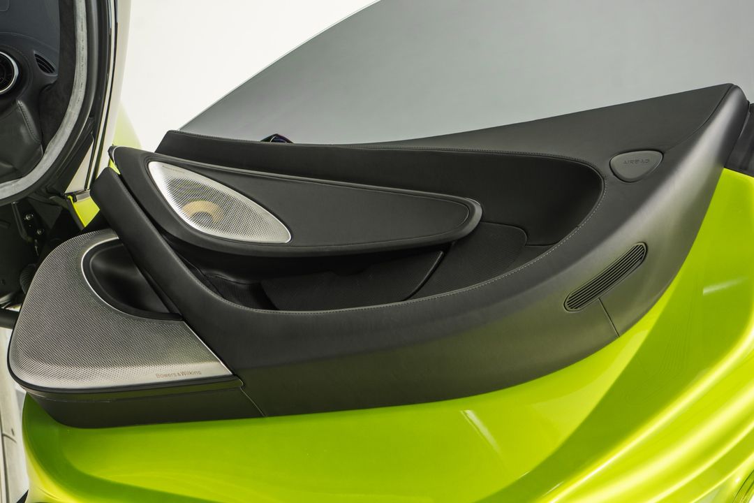2023 McLaren GT