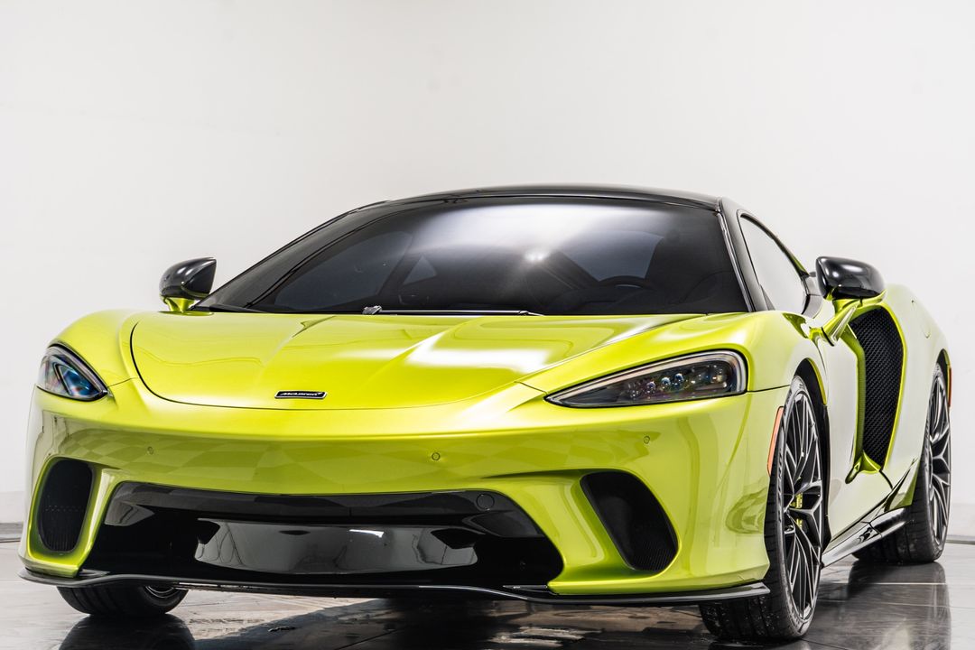 2023 McLaren GT