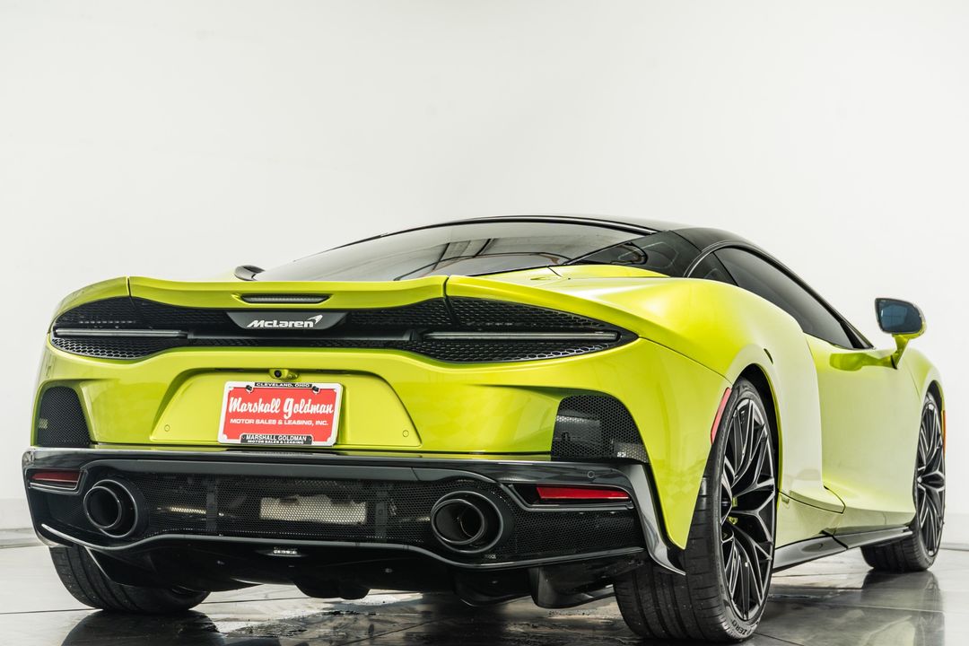 2023 McLaren GT