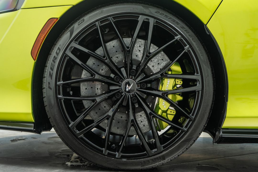 2023 McLaren GT