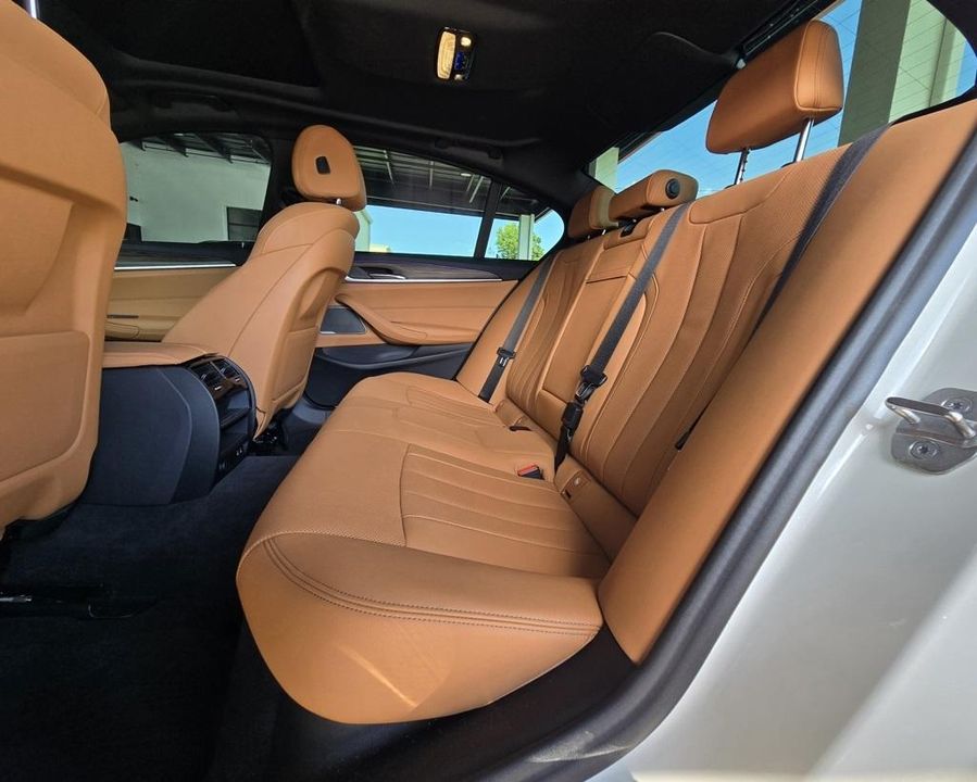 2022 BMW 5 Series