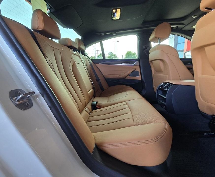 2022 BMW 5 Series