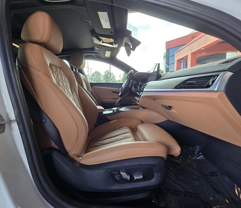 2022 BMW 5 Series