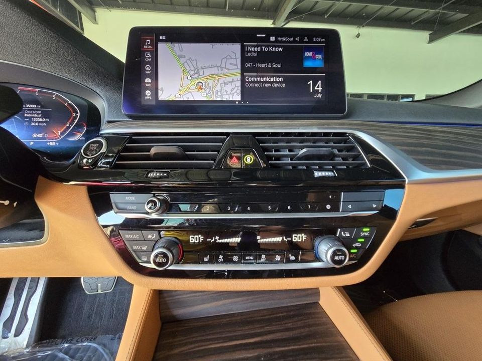 2022 BMW 5 Series