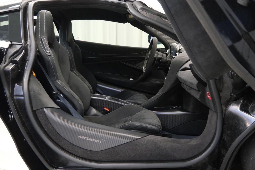2021 McLaren 765LT