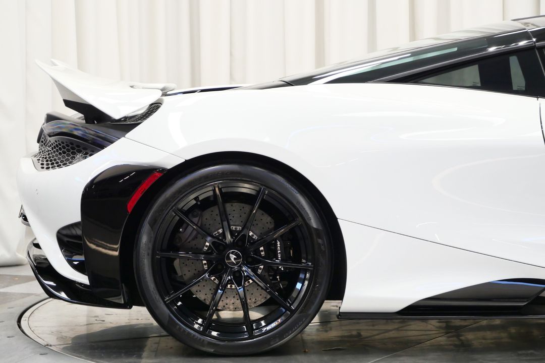 2021 McLaren 765LT