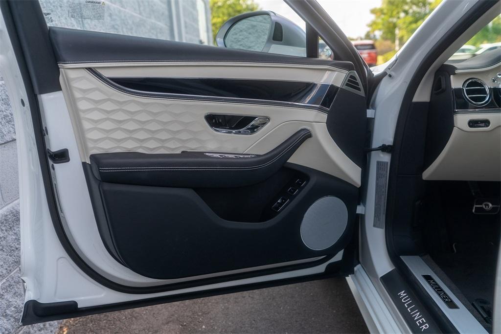 2025 Bentley Flying Spur