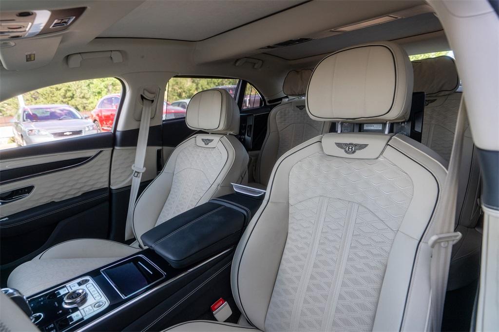 2025 Bentley Flying Spur