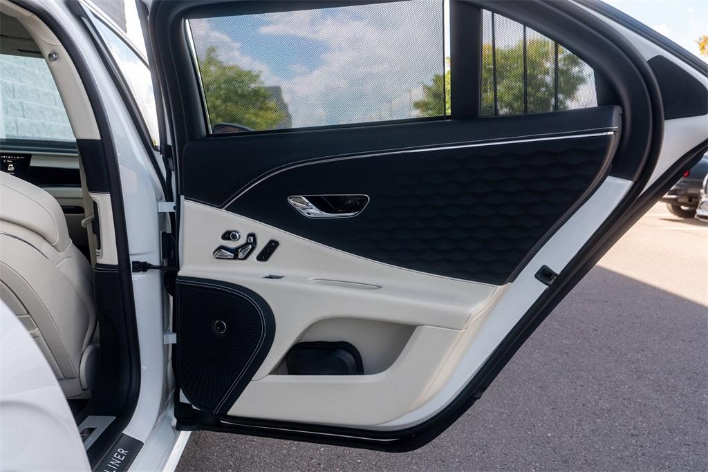 2025 Bentley Flying Spur