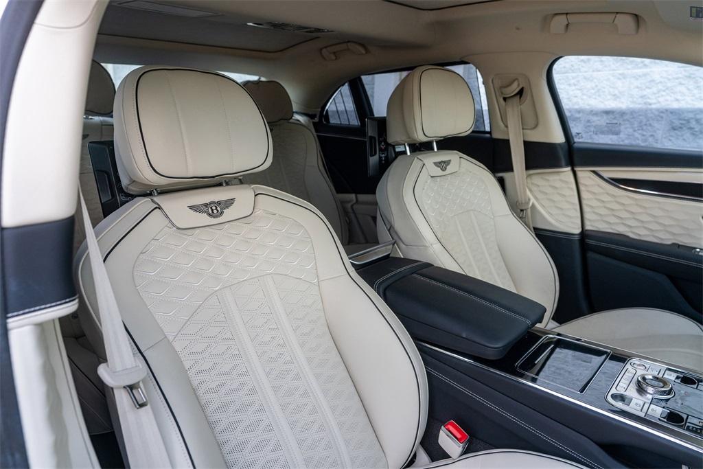 2025 Bentley Flying Spur