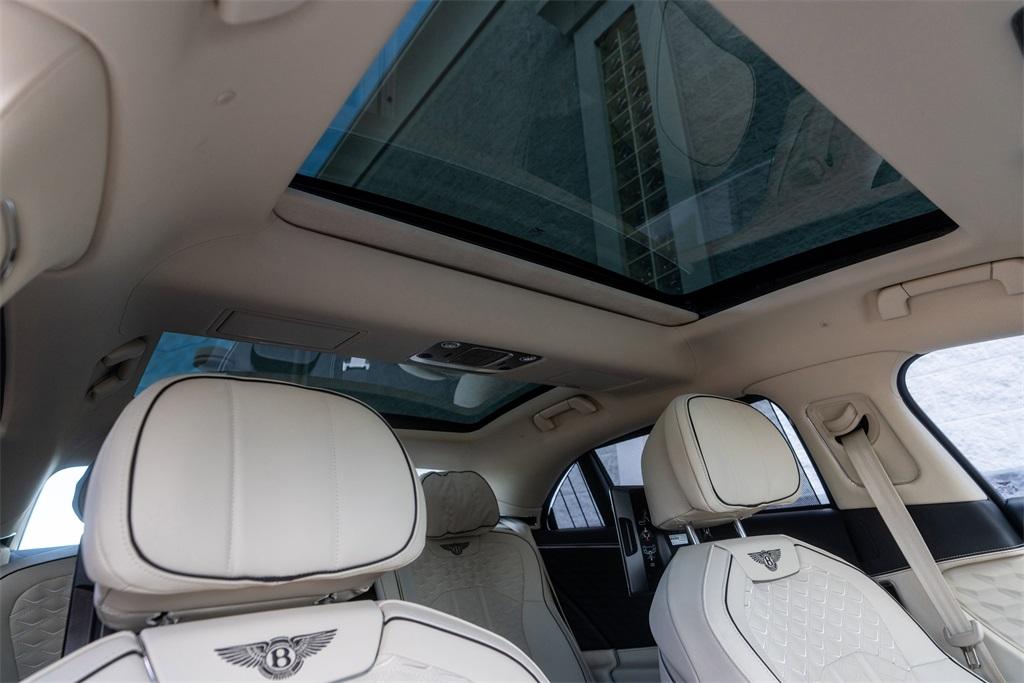 2025 Bentley Flying Spur