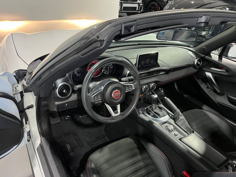 2017 FIAT 124 Spider Abarth Convertible