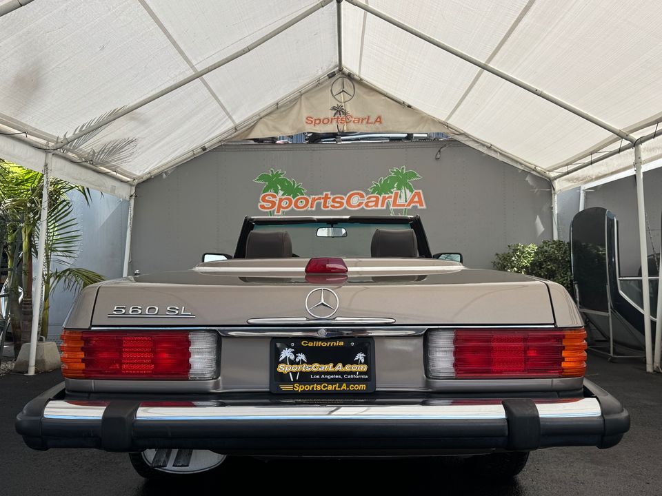 1987 Mercedes-Benz 560-Class
