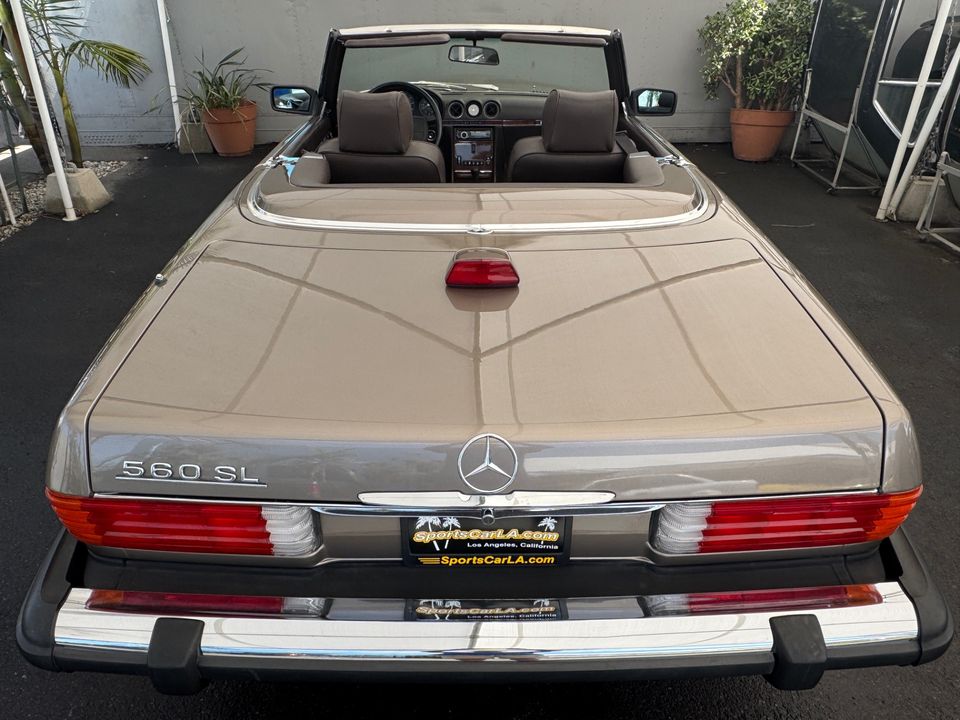 1987 Mercedes-Benz 560-Class