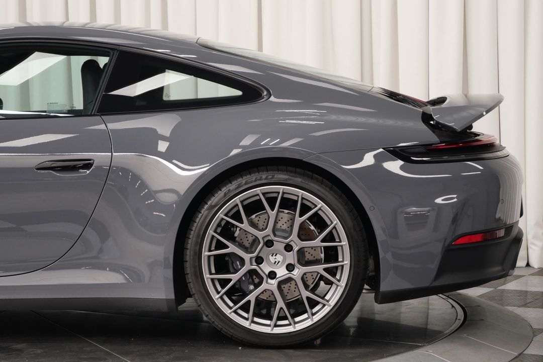 2025 Porsche 911