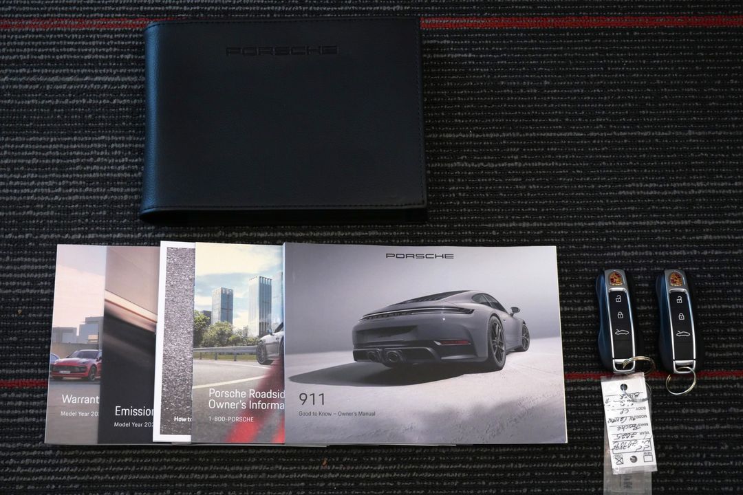 2025 Porsche 911