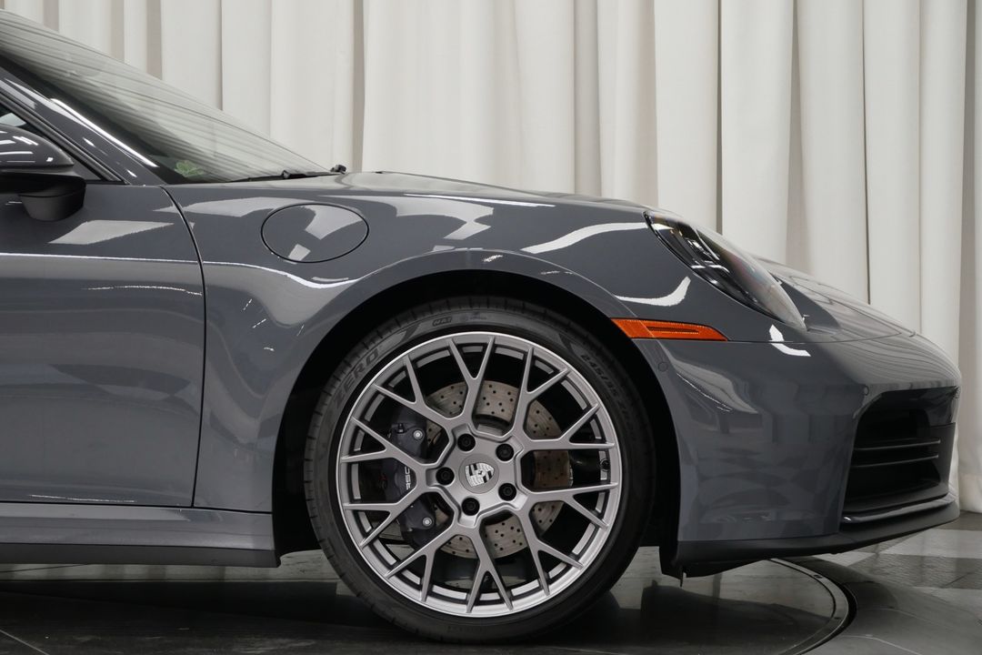 2025 Porsche 911