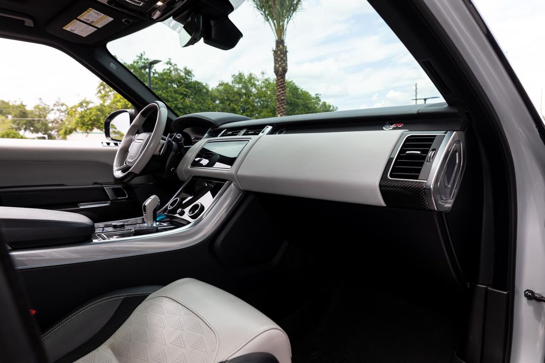 2020 Land Rover Range Rover Sport
