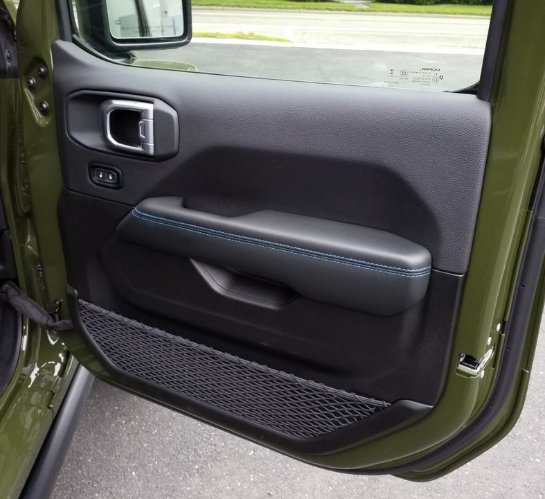 2024 JEEP WRANGLER RUBICON X 4 XE