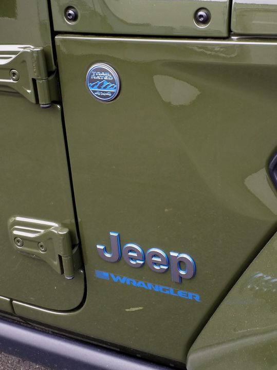 2024 JEEP WRANGLER RUBICON X 4 XE