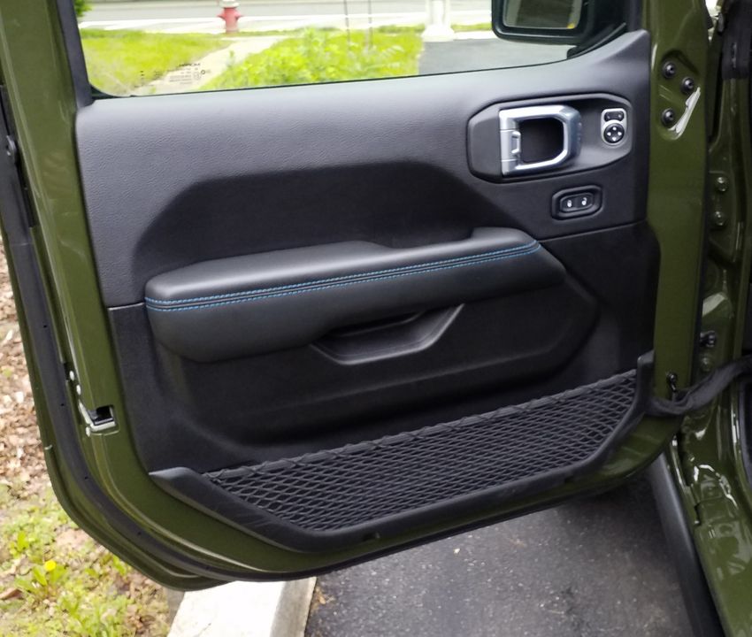 2024 JEEP WRANGLER RUBICON X 4 XE