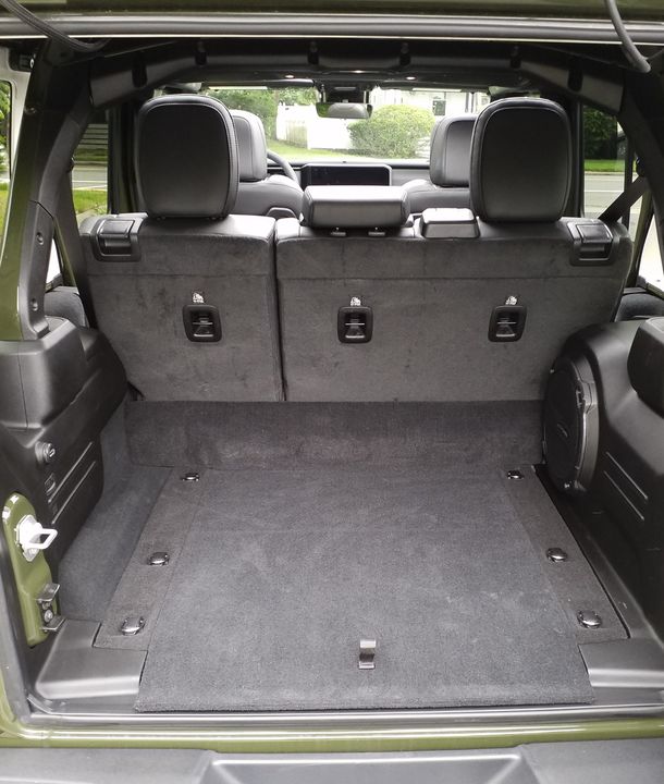 2024 JEEP WRANGLER RUBICON X 4 XE