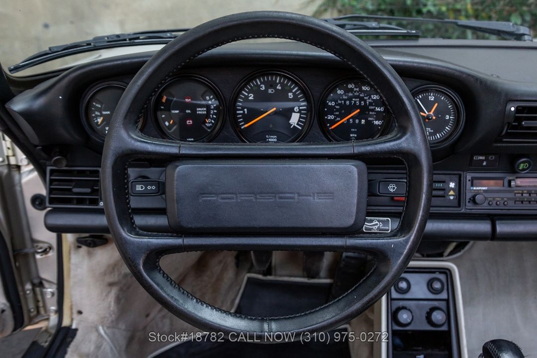 1987 Porsche Carrera