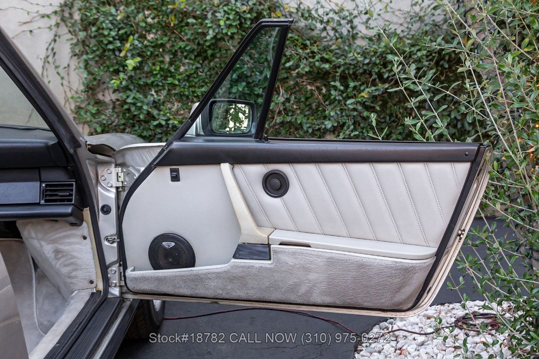 1987 Porsche Carrera