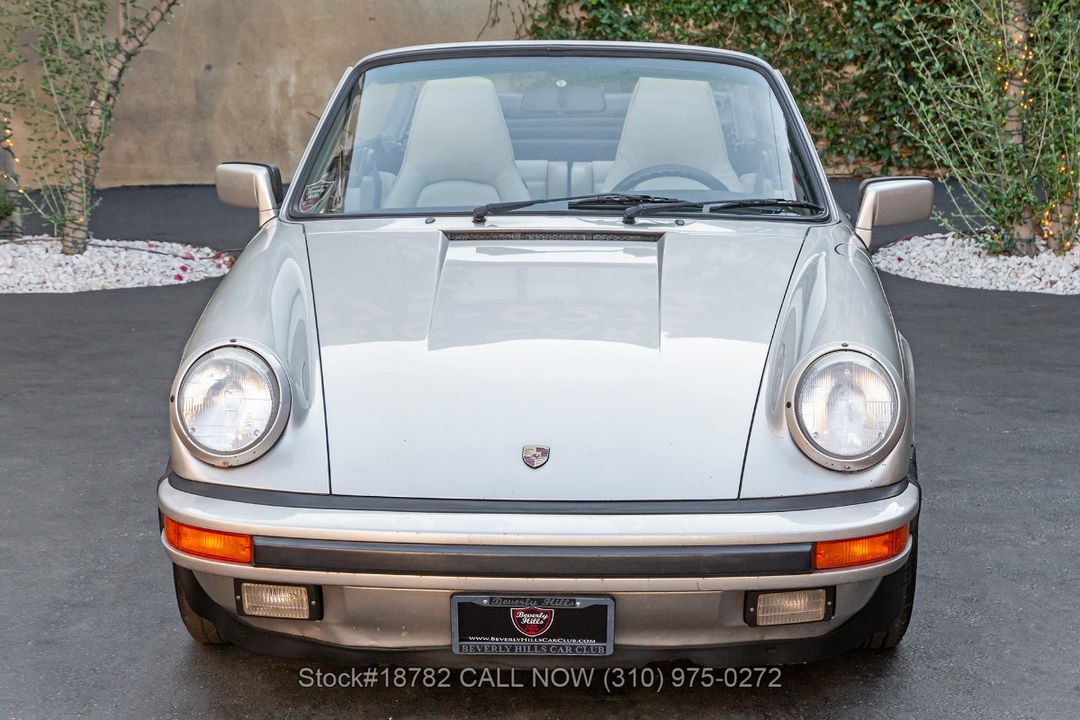 1987 Porsche Carrera
