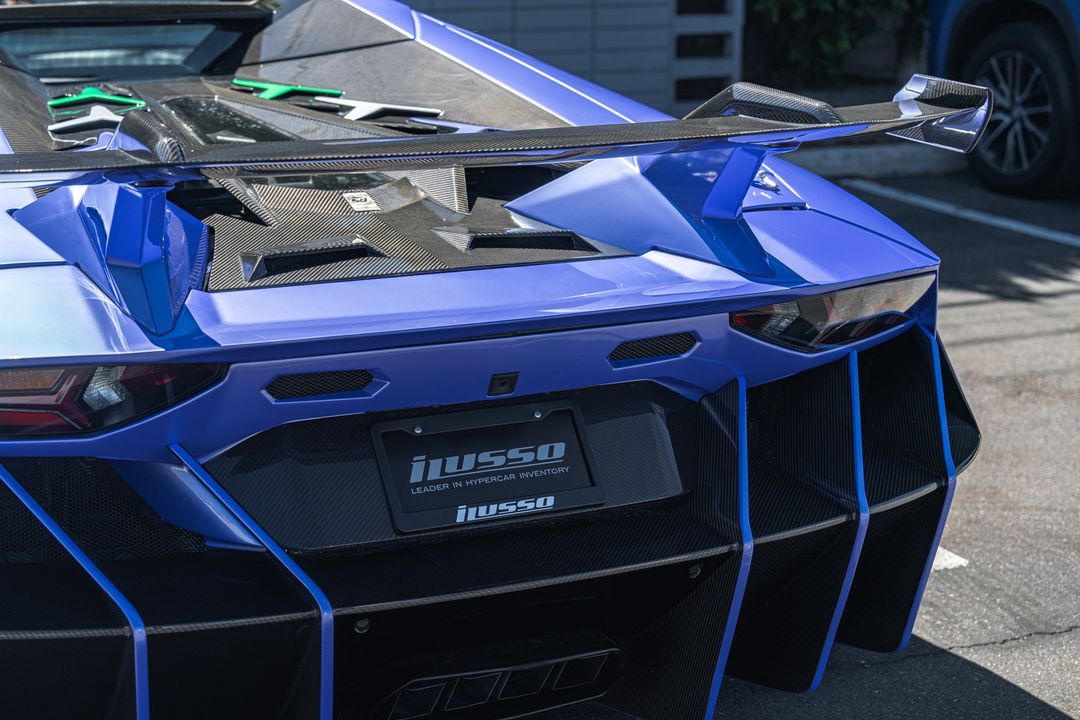 2015 Lamborghini Aventador