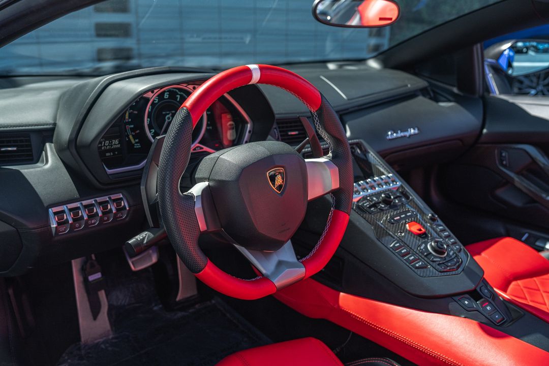 2015 Lamborghini Aventador