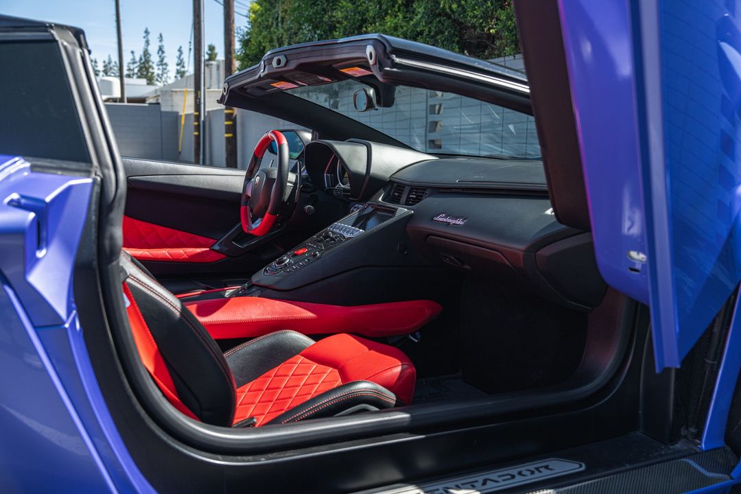 2015 Lamborghini Aventador