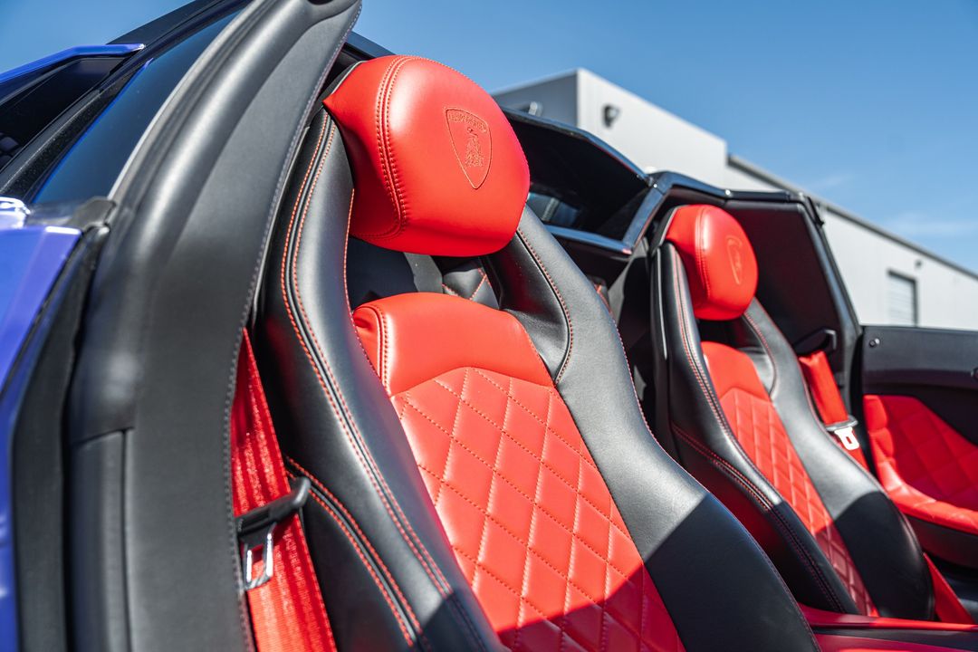 2015 Lamborghini Aventador