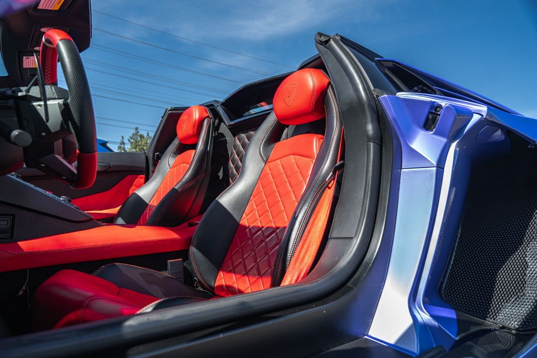 2015 Lamborghini Aventador