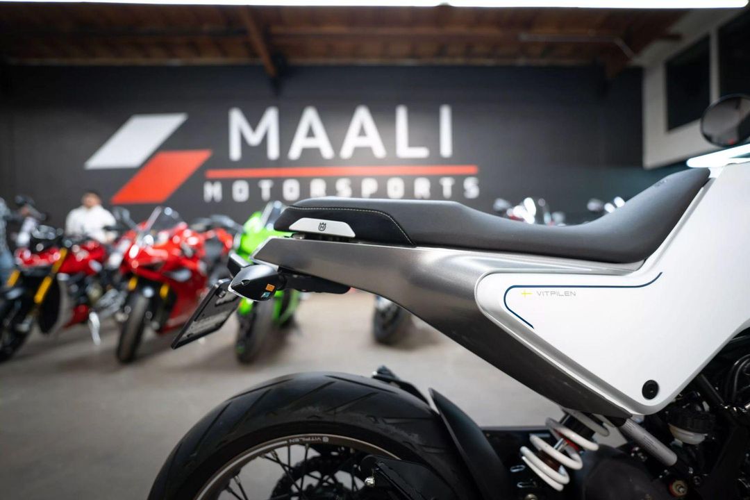 2023 Husqvarna Vitpilen 401