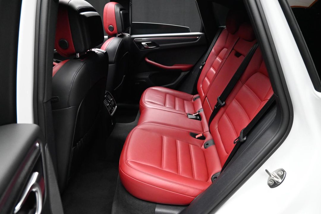 2023 Porsche Macan