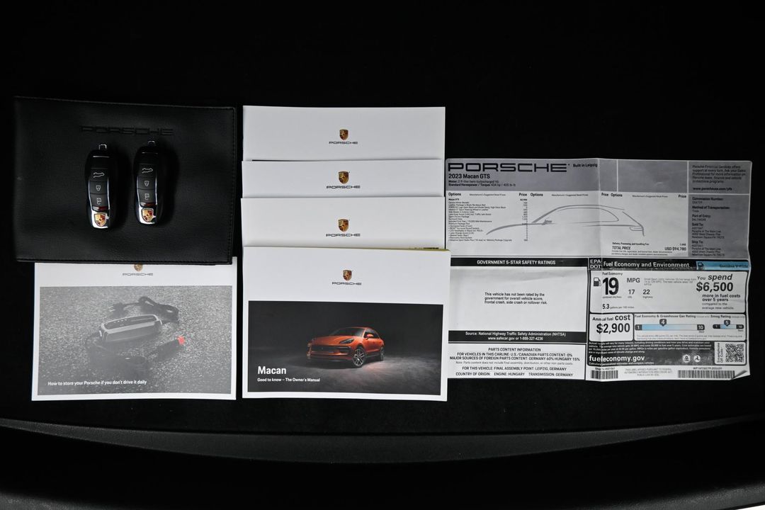 2023 Porsche Macan