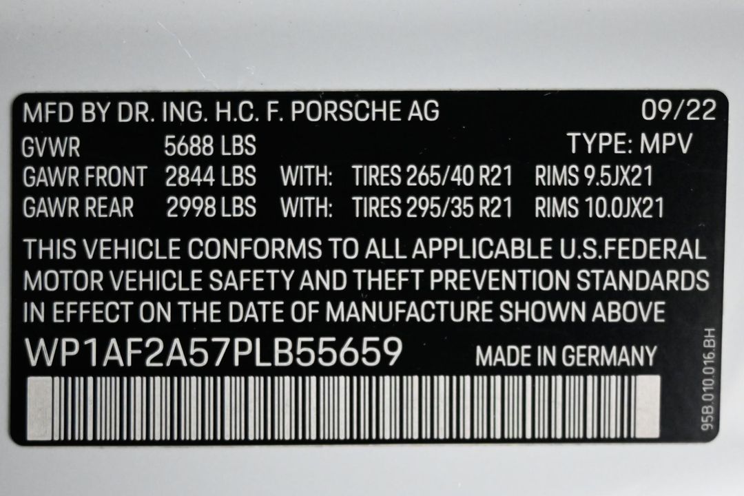 2023 Porsche Macan