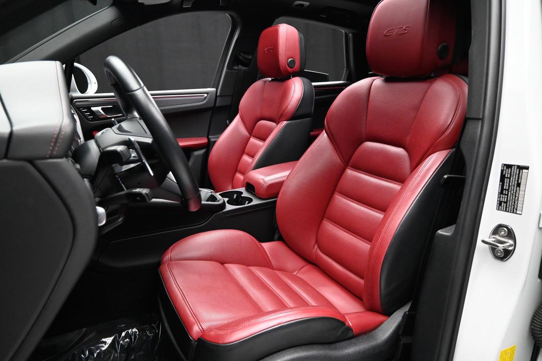 2023 Porsche Macan