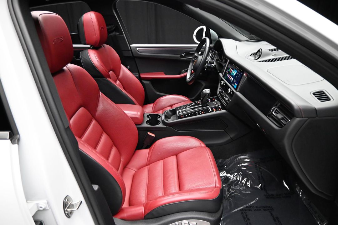 2023 Porsche Macan