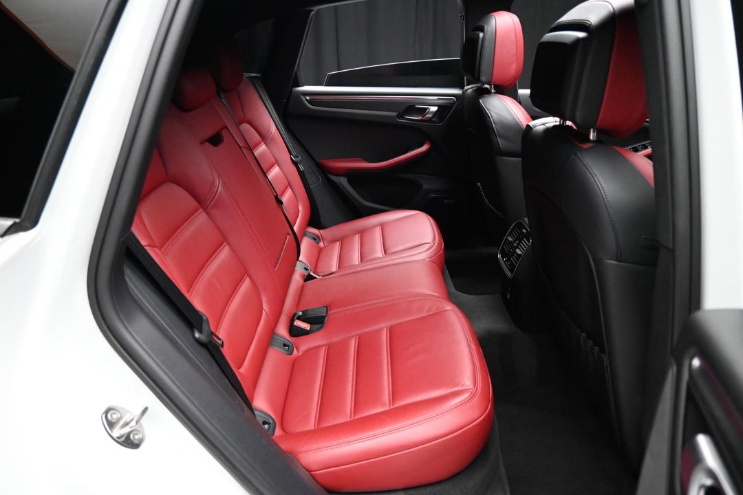 2023 Porsche Macan