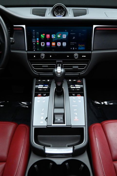 2023 Porsche Macan