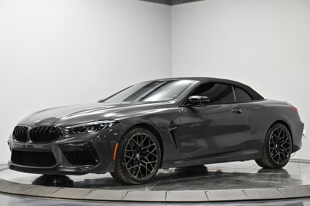 2022 BMW M8