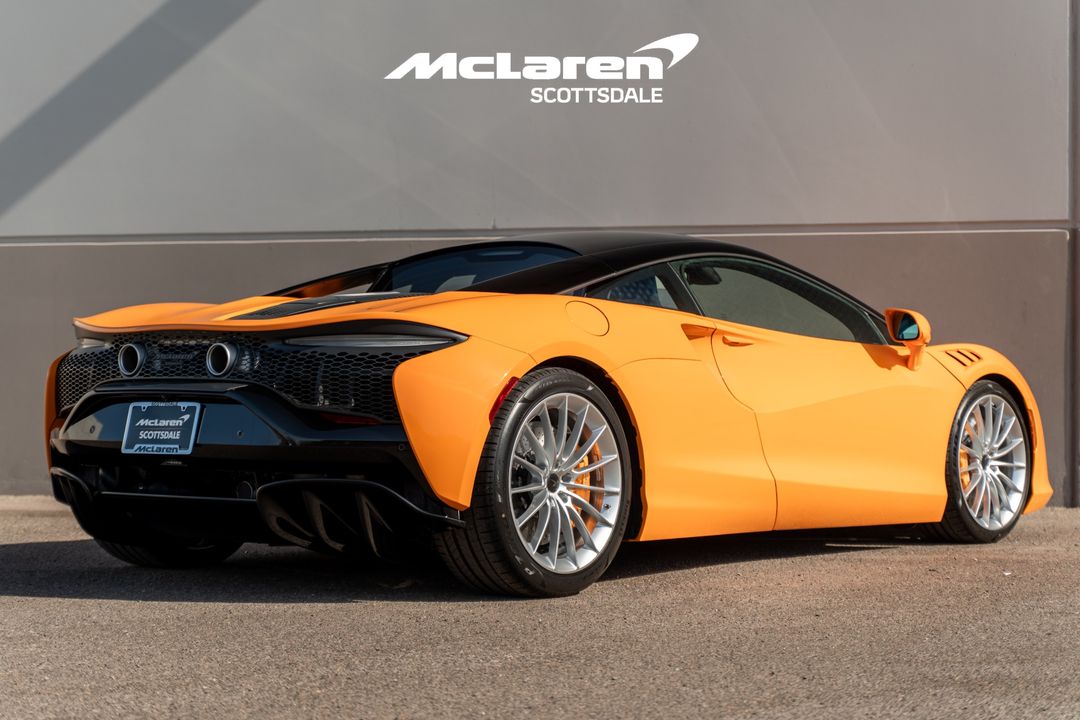 2026 MCLAREN ARTURA