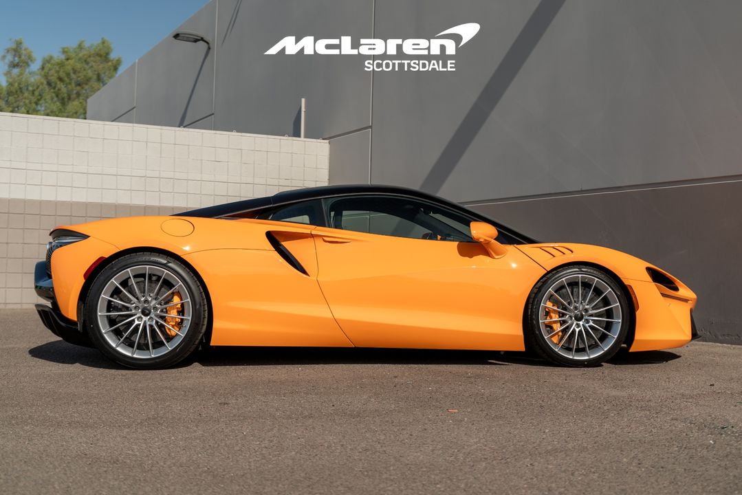 2026 MCLAREN ARTURA