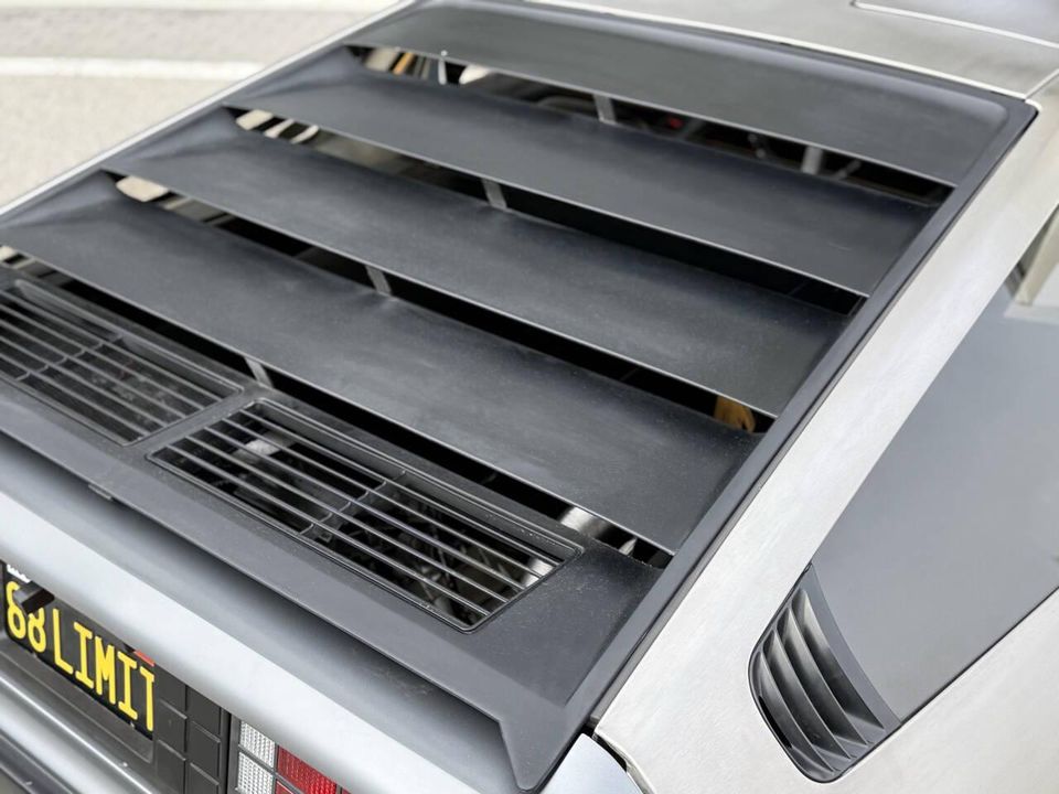 1981 DeLorean DMC-12