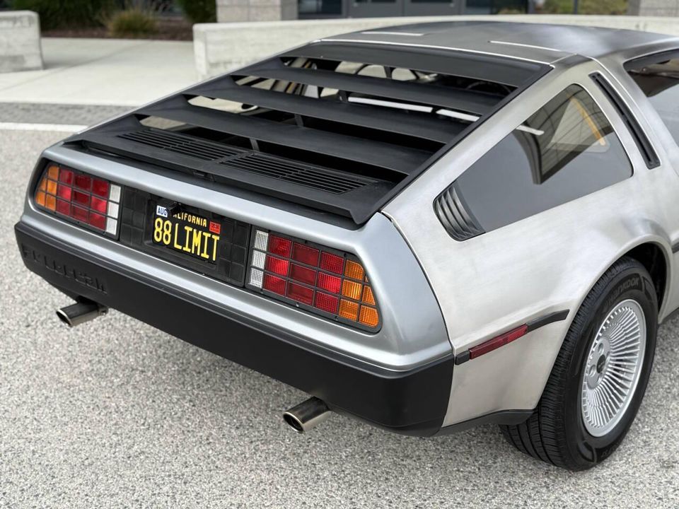 1981 DeLorean DMC-12