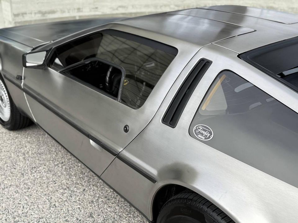 1981 DeLorean DMC-12